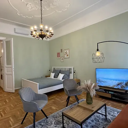 Grand Apartment Budapest